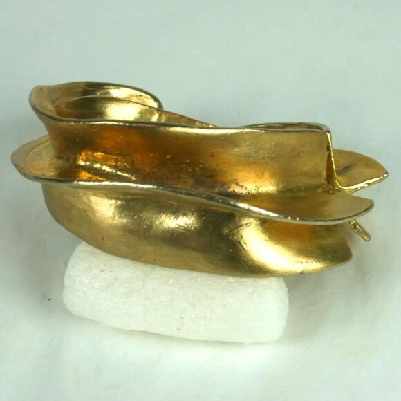 **RARE** KJL KENNETH J. LANE SATIN GOLD SCULPTURAL BRUTILIST CLAMPER BRACELET DR - Picture 2 of 6